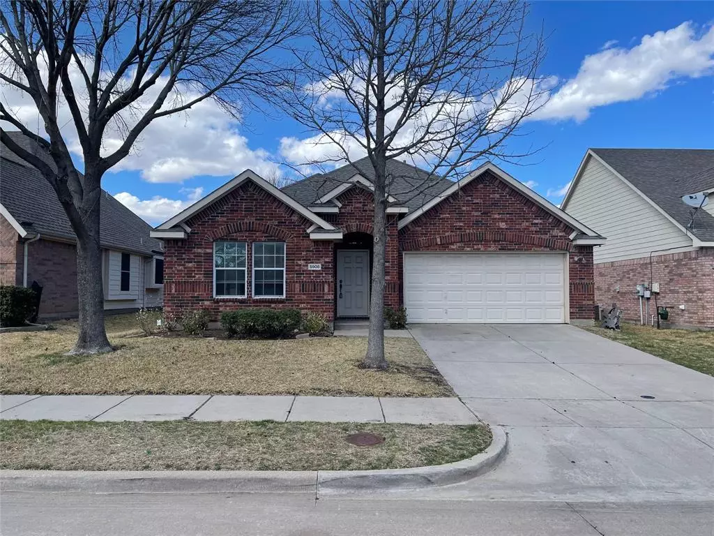 Denton, TX 76226,5908 Meadowglen Drive