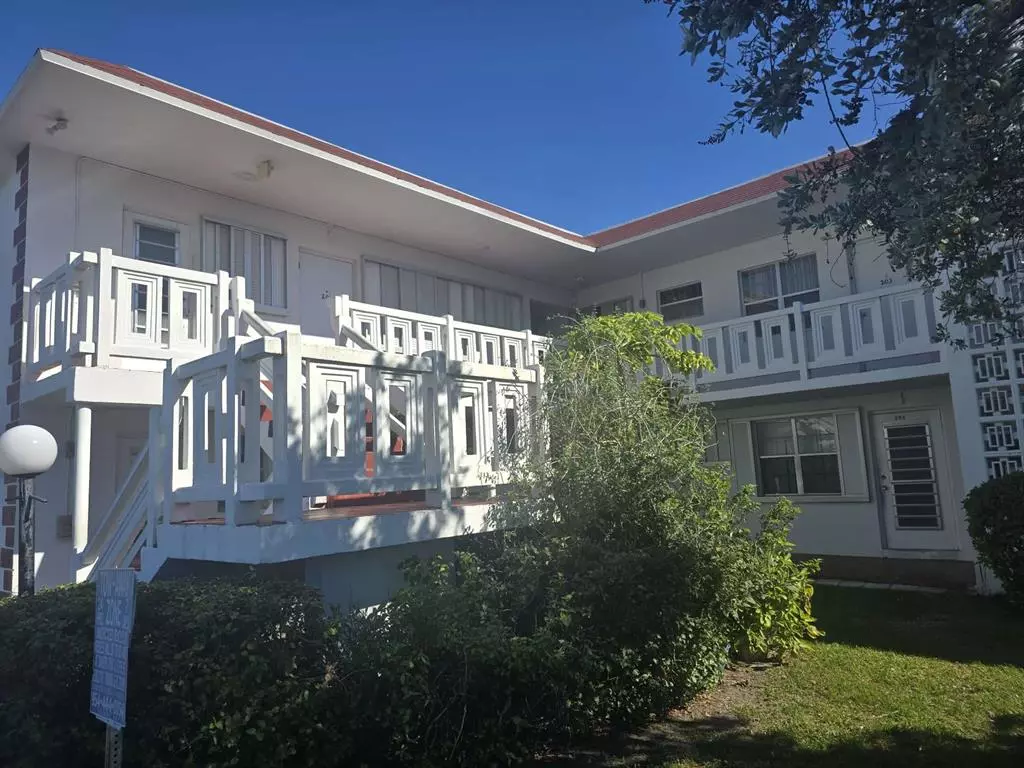 Lauderhill, FL 33313,1320 NW 43rd Ter