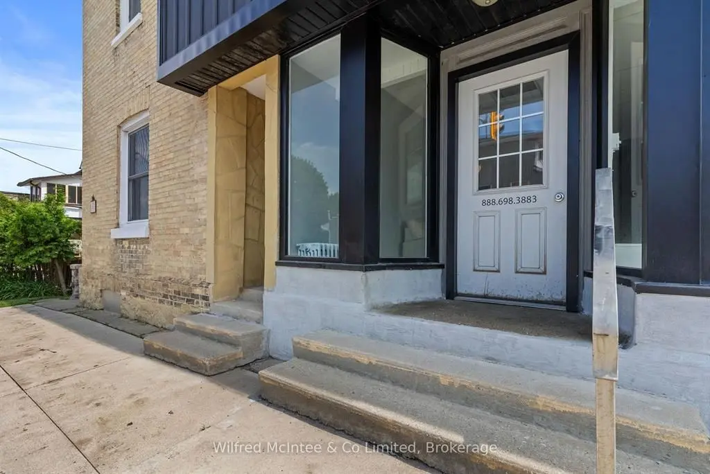 Minto, ON N0G 1Z0,4 ELORA ST N