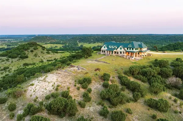 10771 6 Highway, Meridian, TX 76665