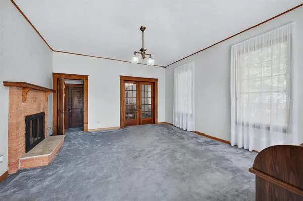 Leonard, TX 75452,201 N Main Street