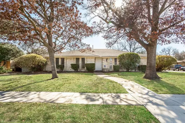 2732 Parkhaven Drive, Plano, TX 75075