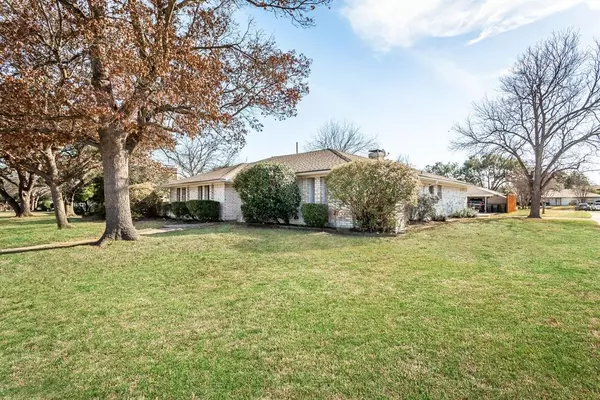 Plano, TX 75075,2732 Parkhaven Drive