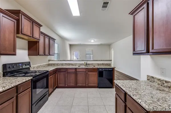 1707 Hot Springs Way, Princeton, TX 75407