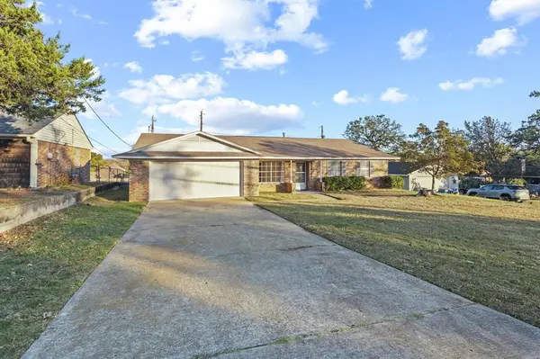 Denison, TX 75020,824 S Lillis Lane