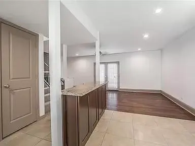 Pantego, TX 76013,3510 Shady Valley Drive #3510