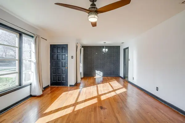 Fort Worth, TX 76116,6604 Locke Avenue