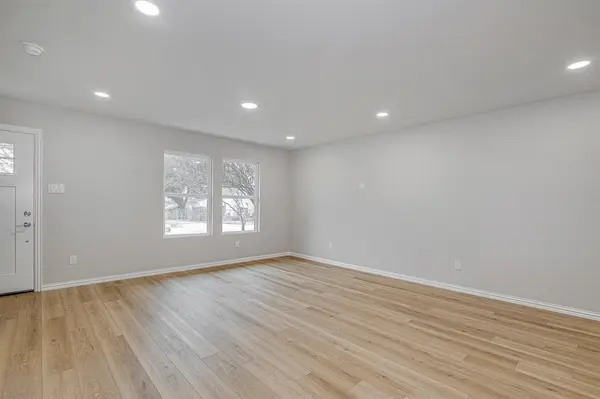 Fort Worth, TX 76115,320 W Gambrell Street