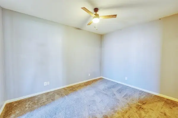 Pilot Point, TX 76258,216 & 220 E Walcott Street