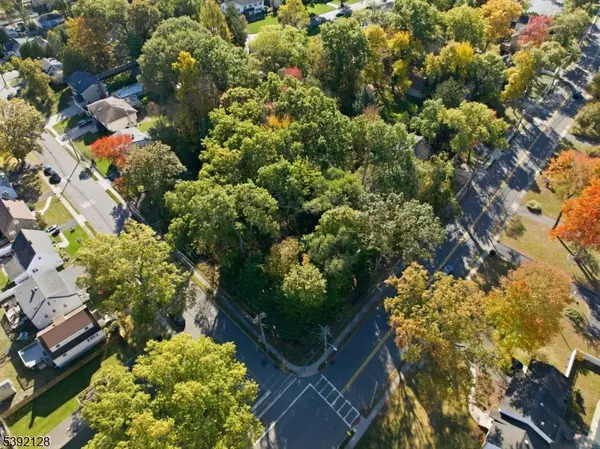 Waldwick Boro, NJ 07463,103 Crescent Avenue