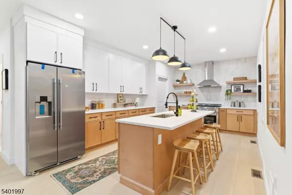 Nutley Twp., NJ 07110,41 Entwistle Ave