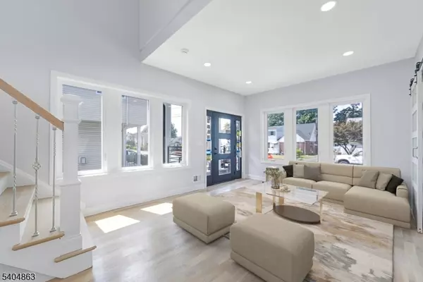 9-03 5Th St, Fair Lawn Boro, NJ 07410