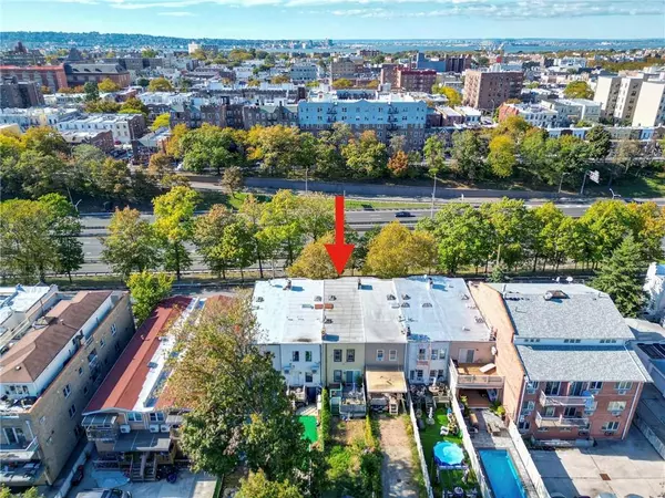 Brooklyn, NY 11228,65 Dahlgren PL