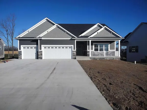 5220 Amelia Earhart DR, Fenton Twp, MI 48451