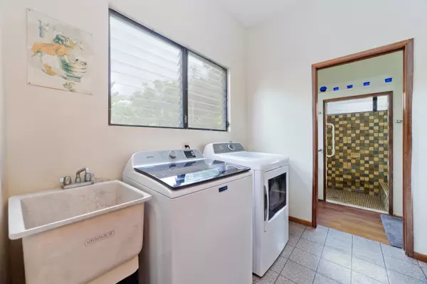 Kealakekua, HI 96750,81-1097 NANI KUPUNA PL