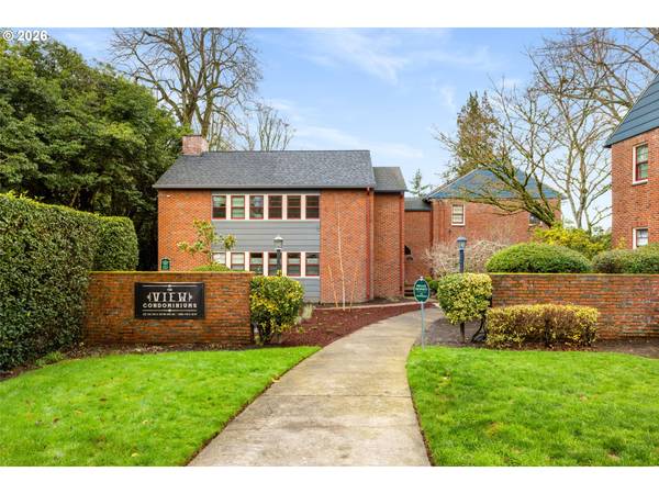 255 NE 61 AVE #12, Portland, OR 97213