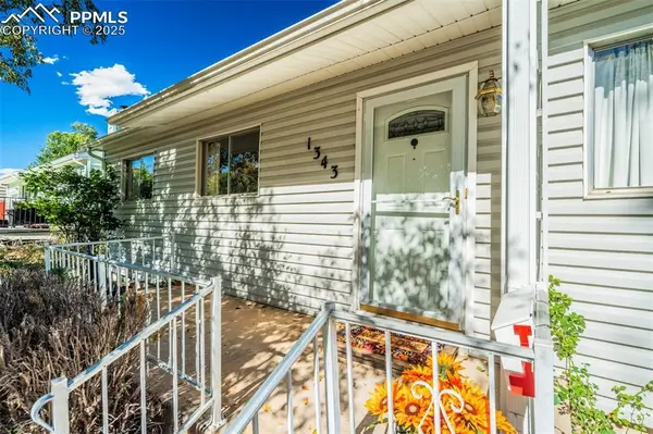 Colorado Springs, CO 80904,1343 Oswego ST