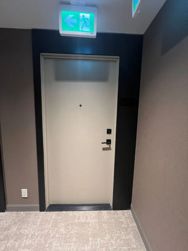 Toronto C01, ON M5V 0W4,55 Mercer ST #2605