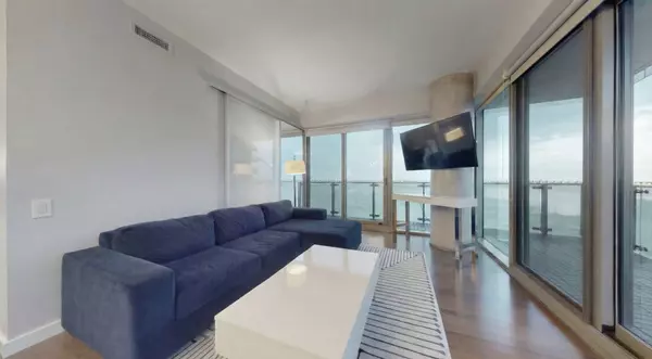 Toronto C08, ON M5A 0E2,390 Cherry ST #1910