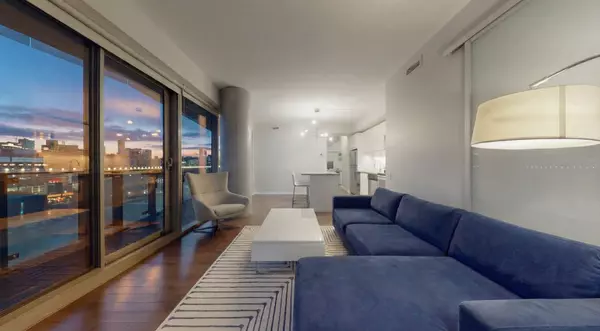 Toronto C08, ON M5A 0E2,390 Cherry ST #1910