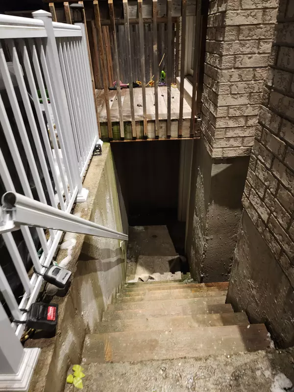 Ajax, ON L1Z 0P4,15 Mccourt DR