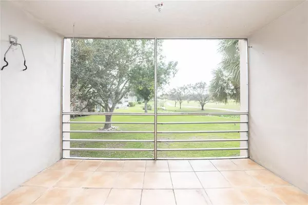 Davie, FL 33324,9471 Evergreen Pl #201