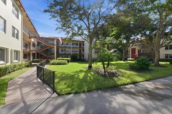 Pembroke Pines, FL 33027,13300 SW 1st St #206o