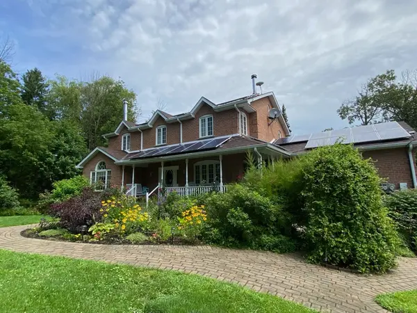 Adjala-tosorontio, ON L9W 2Z2,994359 Mono-Adjala Townline