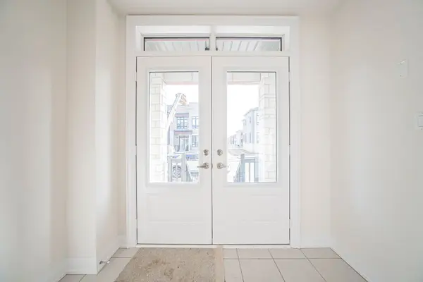 Markham, ON L6C 3T5,40 Mindanao AVE