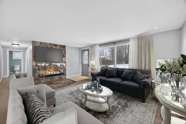 3576 John ST, Ramara, ON L0K 1B0