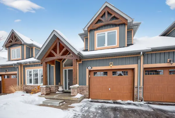 Collingwood, ON L9Y 5H9,23 Robbie WAY