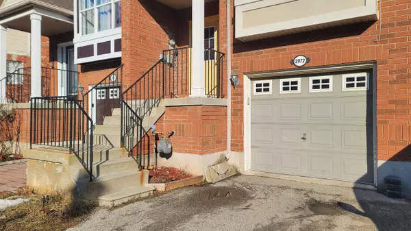 Oakville, ON L6M 5E9,2972 Garnethill WAY