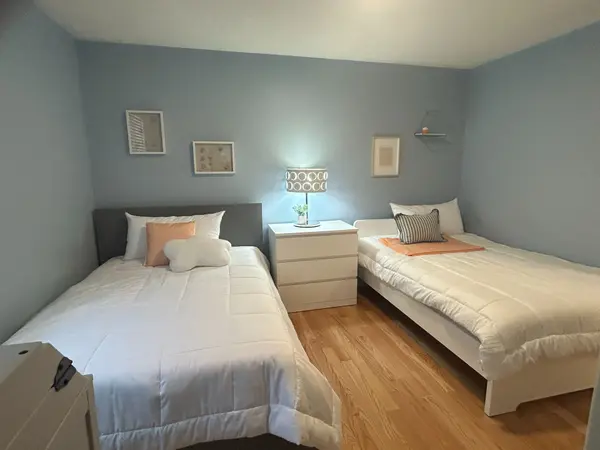 Oakville, ON L6M 4X9,2375 Proudfoot TRL