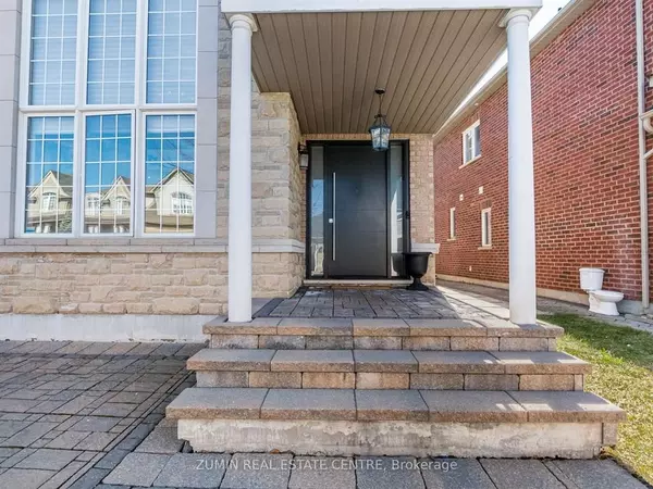 Brampton, ON L6P 3E2,15 Garryoaks DR