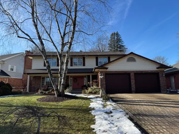 Pelham, ON L0S 1E1,28 Forest Hill CRES