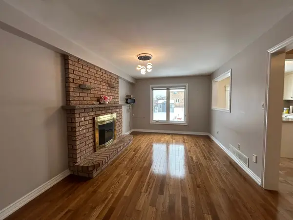 Hamilton, ON L9B 2C4,506 Dicenzo DR