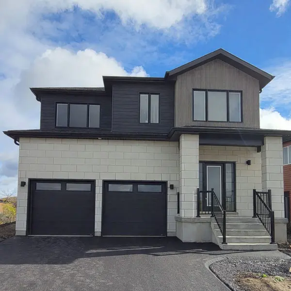 52 Creighton DR, Loyalist, ON K0K 2H0