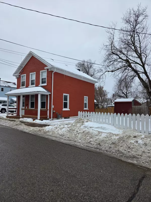 Brockville, ON K6V 5B3,103 John ST