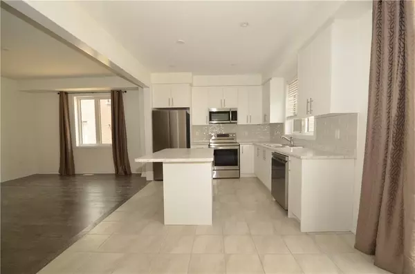 Thorold, ON L2V 0N9,10 Heritage WAY