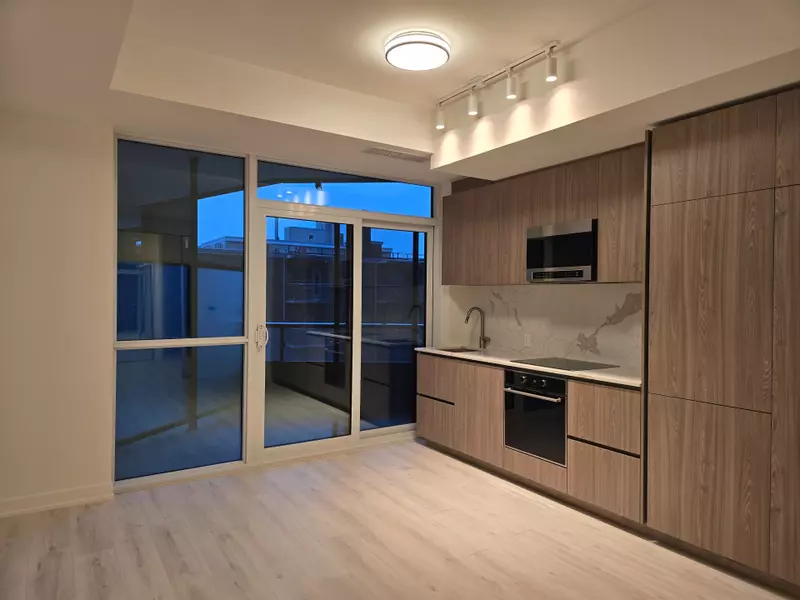 120 Broadway AVE #209N, Toronto C10, ON M4P 0E9