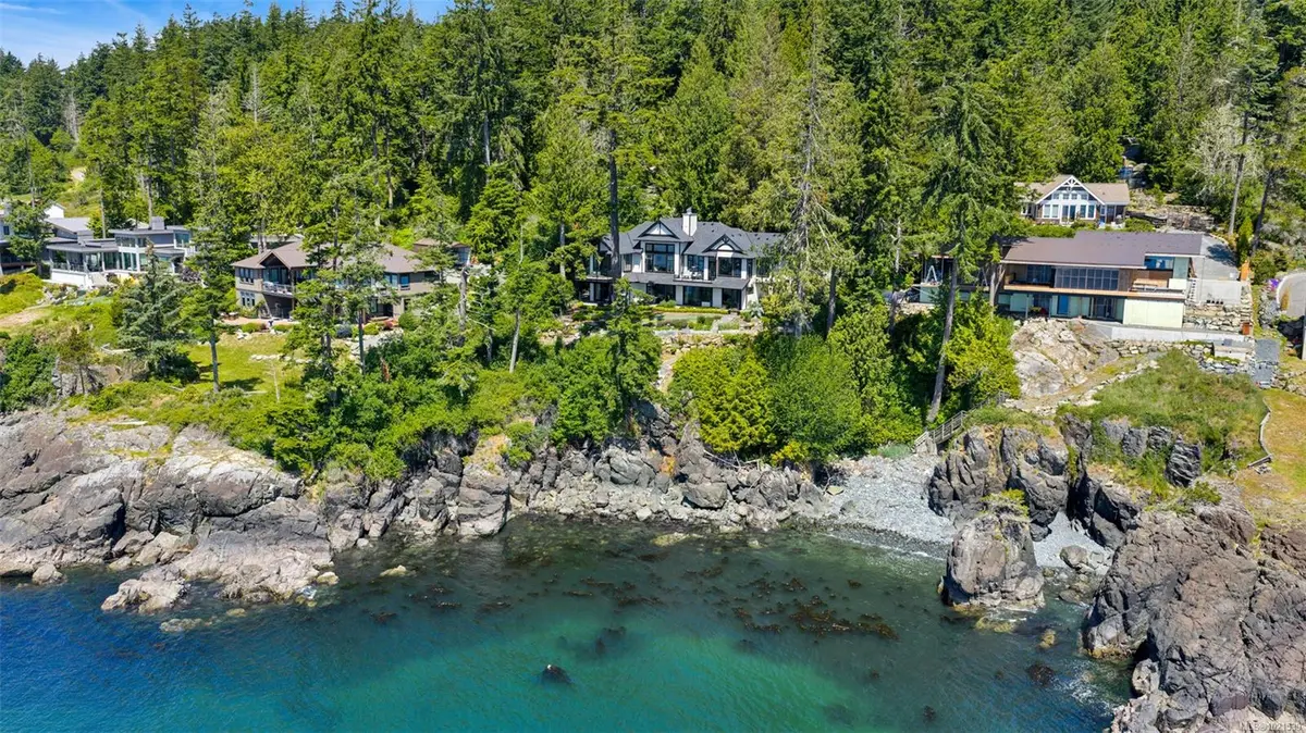 Sooke, BC V9Z 1G7,2476 Lighthouse Point Rd