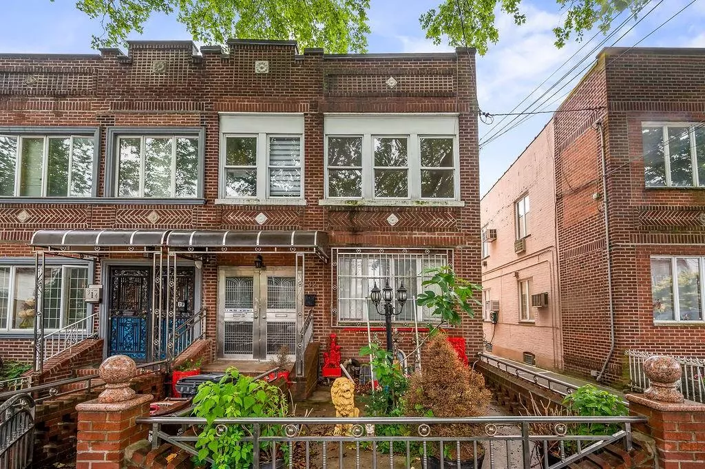 Brooklyn, NY 11214,32 Bay 34th ST