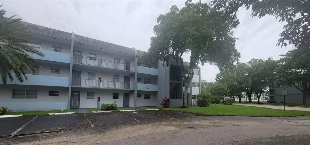 Fort Lauderdale, FL 33321,8321 Sands Point Blvd #209