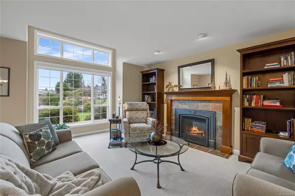 Qualicum Beach, BC V9K 2J2,559 Juniper Dr