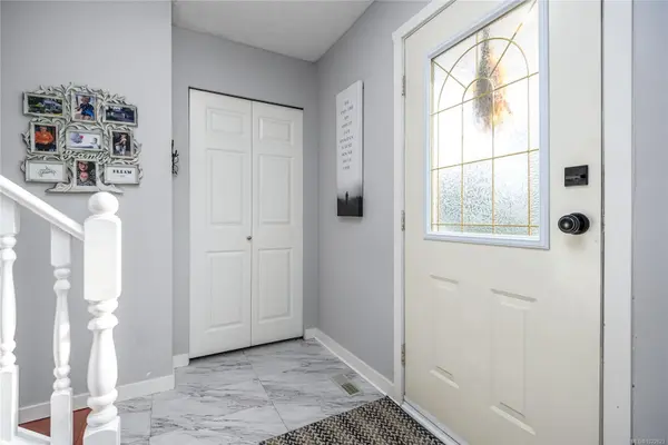 Comox, BC V9M 3P2,680 Murrelet Dr #334