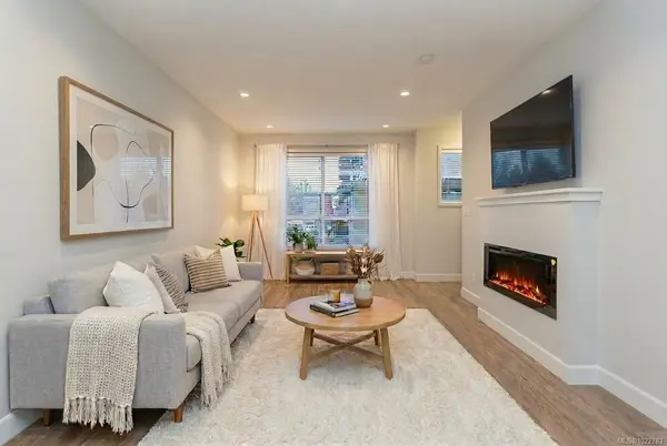 3351 Luxton Rd #1207, Langford, BC V9C 0P2