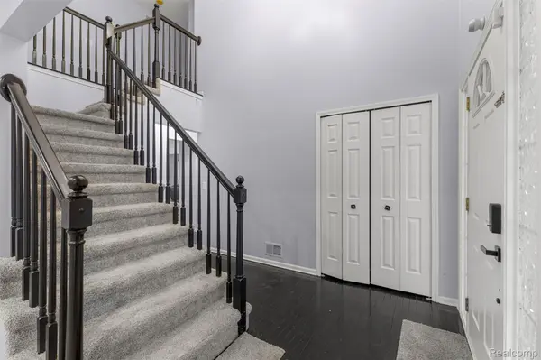 Van Buren, MI 48111,6950 Anna DR