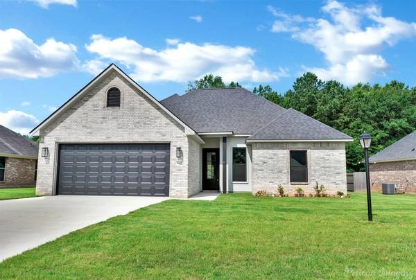 8142 MYRTLEWOOD Drive, Greenwood, LA 71033