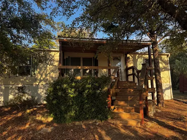 124 Sunny Dale Court, Springtown, TX 76082