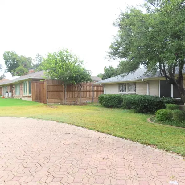 Dallas, TX 75254,14214 Edgecrest Drive